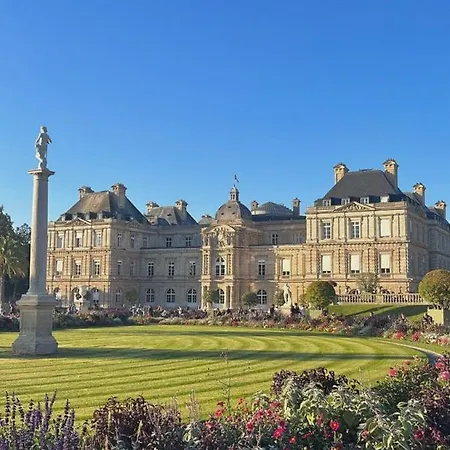 Luxury Saint- Germain-des-pres Jardin Luxembourg Apartment